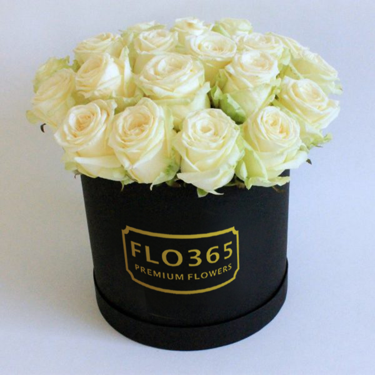 Фото 1 - 25 белых роз в черной коробке