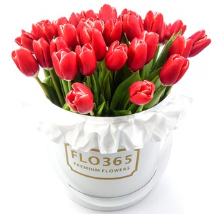 Рэд Тюльп Люкс: Красные тюльпаны в шляпной коробке